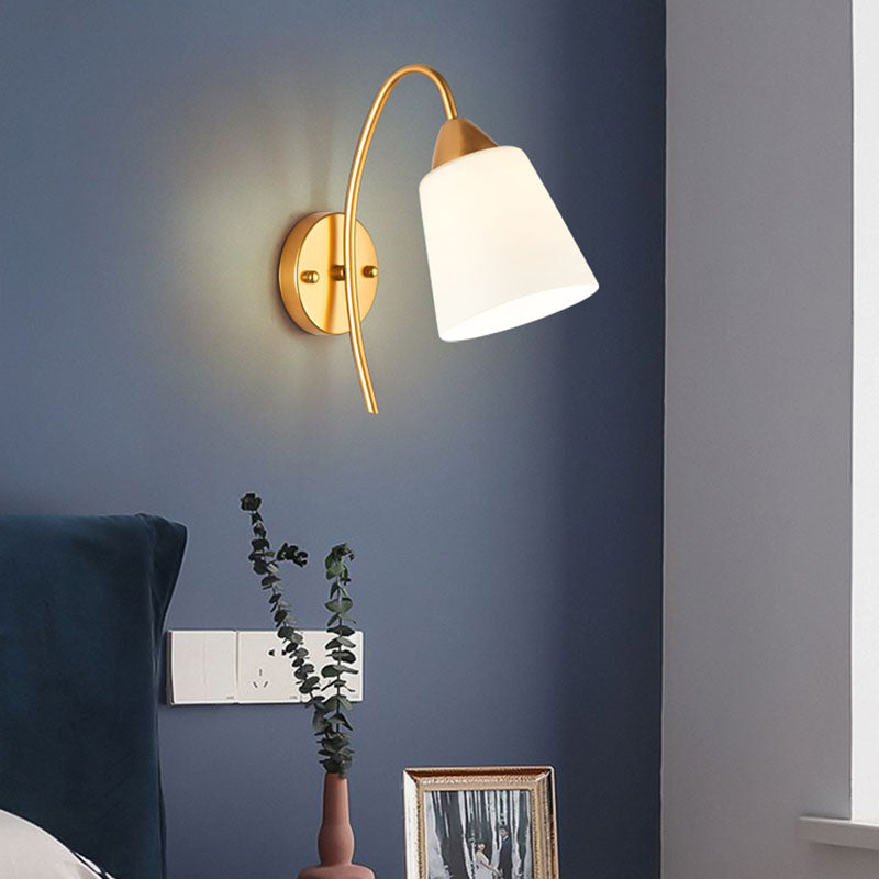 Luce di vetro contemporanea a parete da parete ombreggiata oro per camera da letto