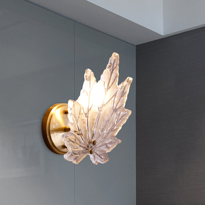 1 Bulb Wall Light Sconce Traditional Living Room LED Wall Lighting Fixture with Maple Clear Glass Shade