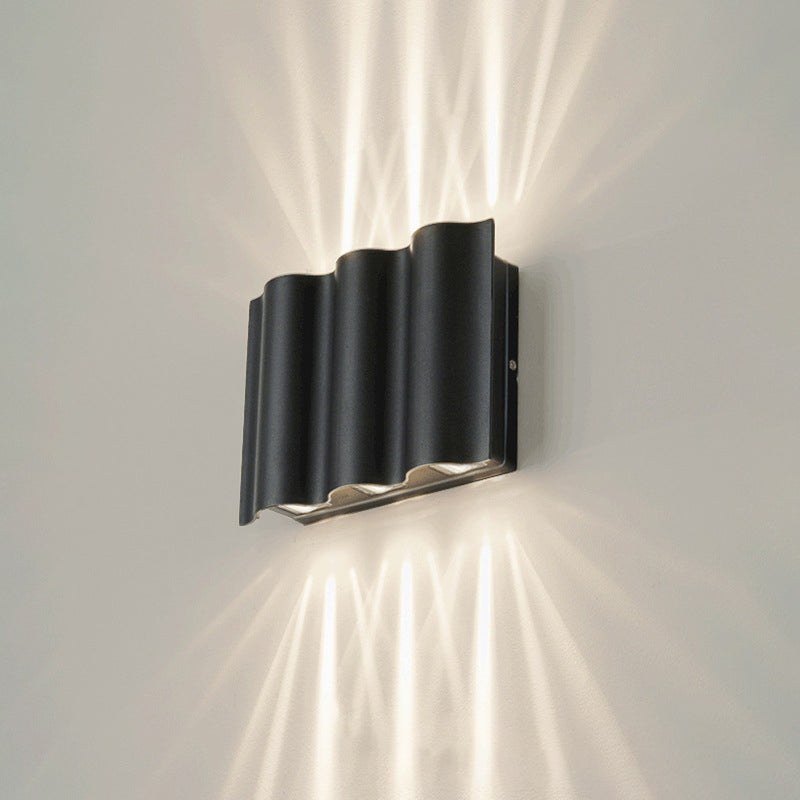 Black Rectangular Outdoor LED Wall Lamp in Modern Creative Style Aluminium Waterproof Wall Sconce
