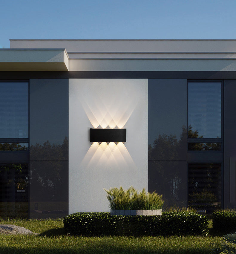 Black Outdoor LED Wall Lamp in Modern Concise Style Aluminium Rectangular Waterproof Wall Sconce