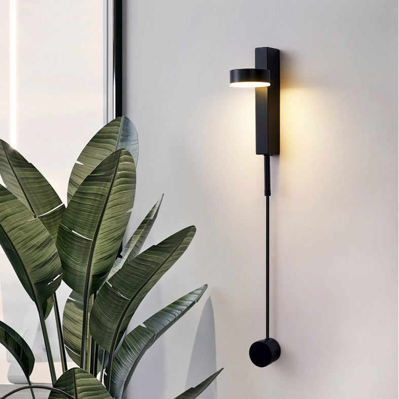 Modern Simple LED Circle Wall Mounted Light 1-Light Metal Wall Lamp for Bedroom