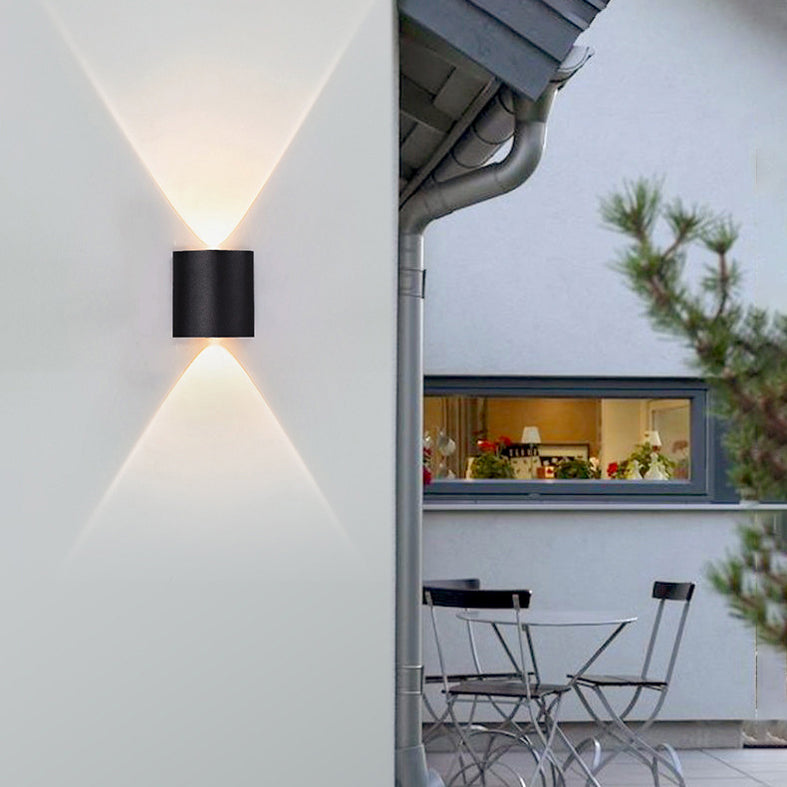 Black Outdoor LED Wall Lamp in Modern Concise Style Aluminium Rectangular Waterproof Wall Sconce