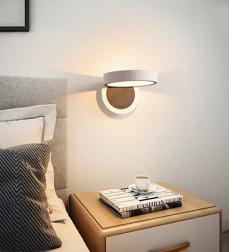 Modern Metal 1-Light Wall Mount Lamp Adjustable Round Wall Sconce for Bedroom