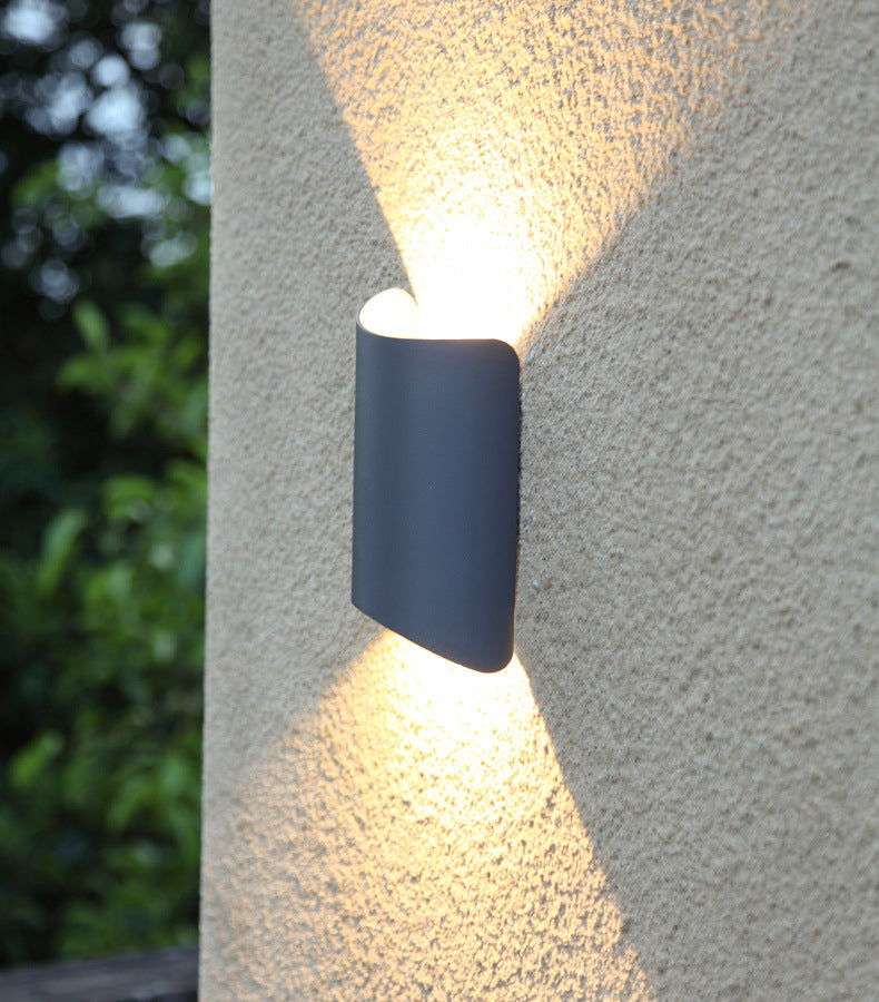 Black 2-Light LED Wall Lamp in Modern Simplicity Aluminium Waterproof Wall Light with Glass Shade