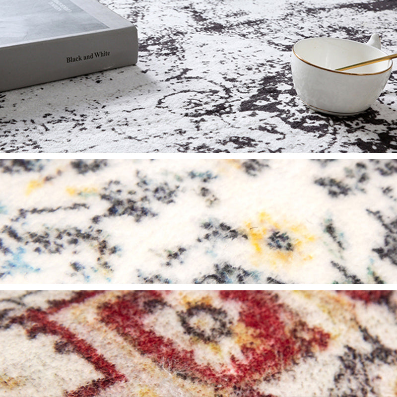 Weißer Ton ethnischer Druckteppich Polyester Antike Teppich nicht rutschfestem Innenteppich für die Heimdekoration