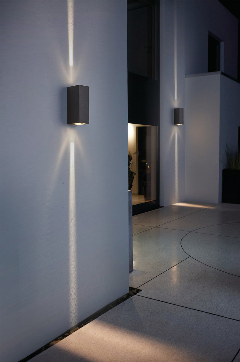 Black Rectangular Outdoor LED Track Light in Modern Simplicity Aluminium Waterproof Wall Lamp