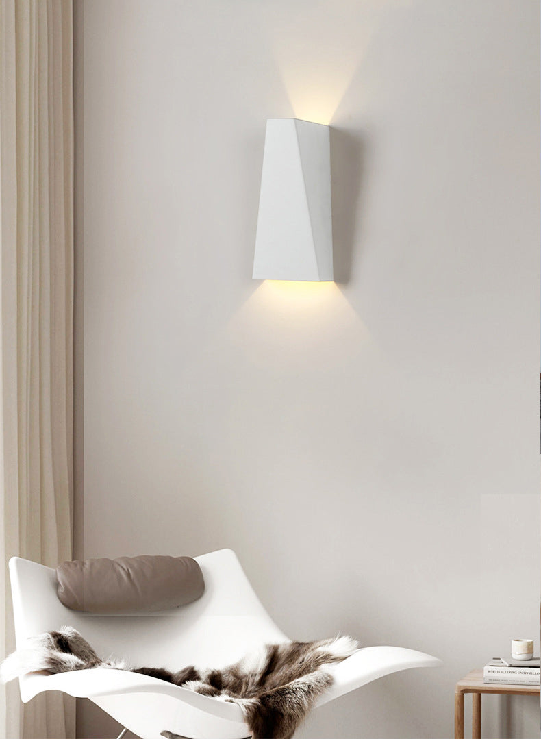 Geometric Wall Mounted Lamp Modern Simplicity Aluminum Wall Mount Lamp for Living Room