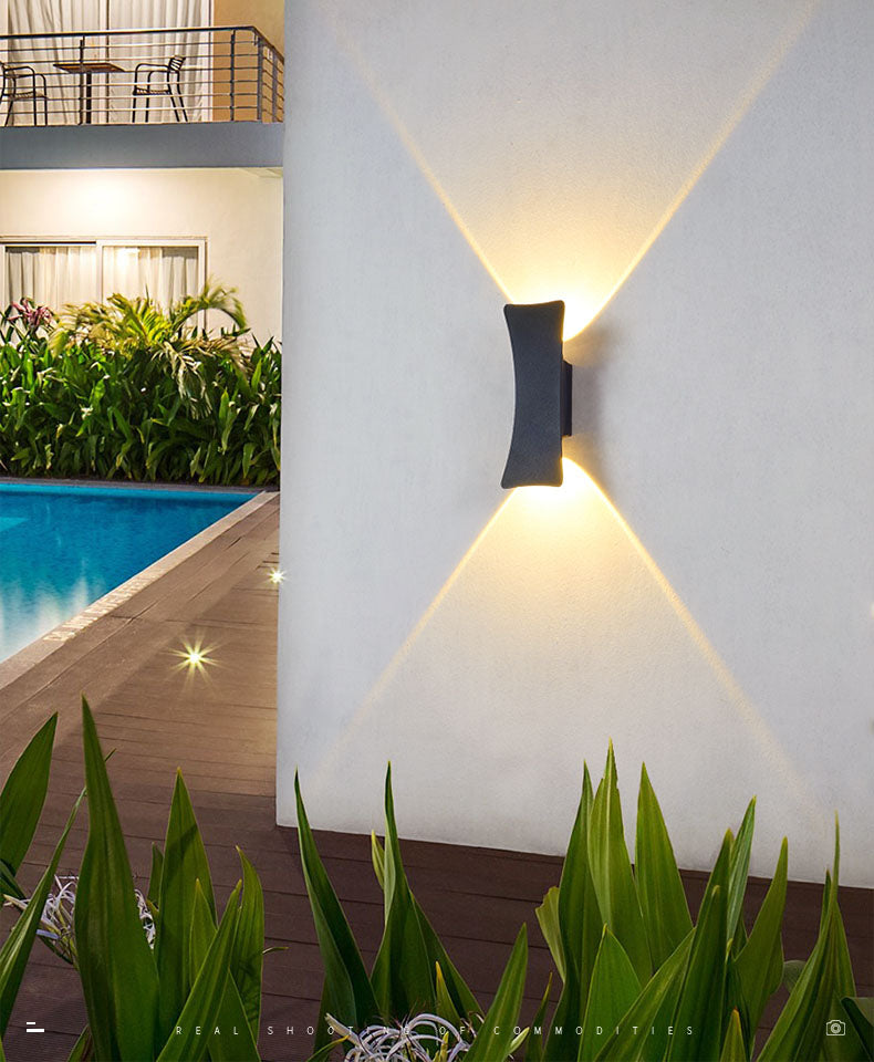 Modern Minimalist Waterproof LED Wall Light Aluminium Outdoor Spotlight with Glass Shade