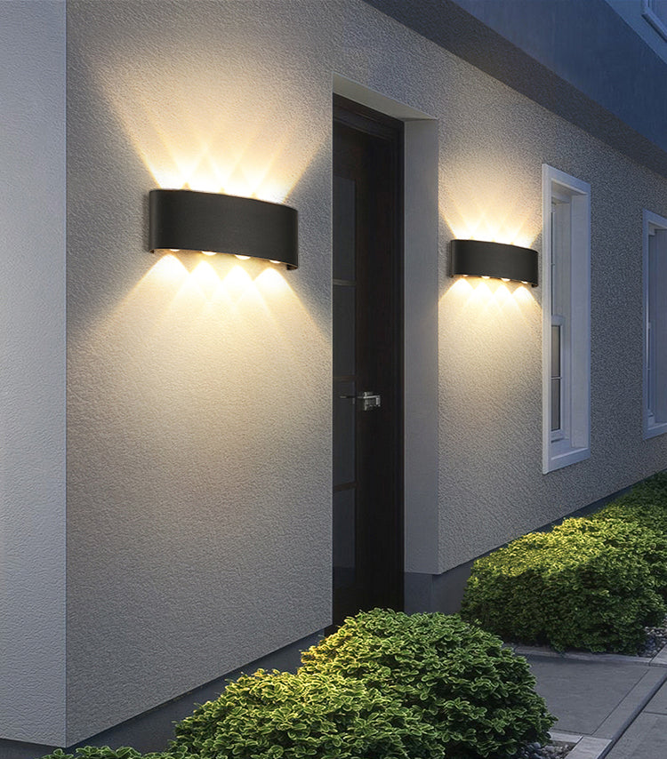 Moderne minimalistische wasserdichte LED -Wandleuchte Aluminium Rechteckige Scheinwerfer mit Glasschatten