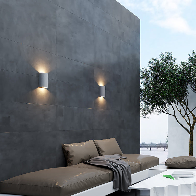 Modern Creative LED Wall Lamp Aluminium Cylindrical Waterproof Wall Light with Glass Shade