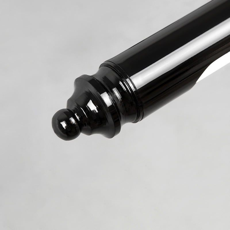 Lumière de style traditionnel noir