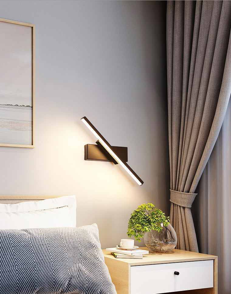 Silicone LED Rotatable Wall Lamp in Modern Creative Style Aluminium Linear Wall Light for Bedroom