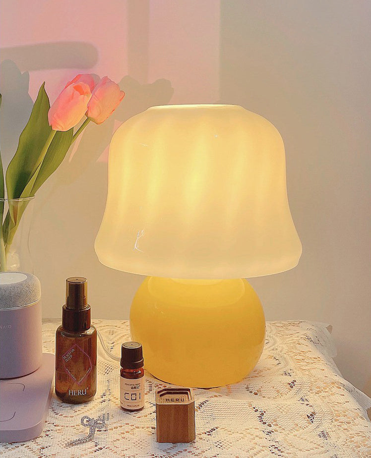 Mushroom Shaped Table Light Nordic Glass 1-Bulb Living Room Night Lamp in Yellow