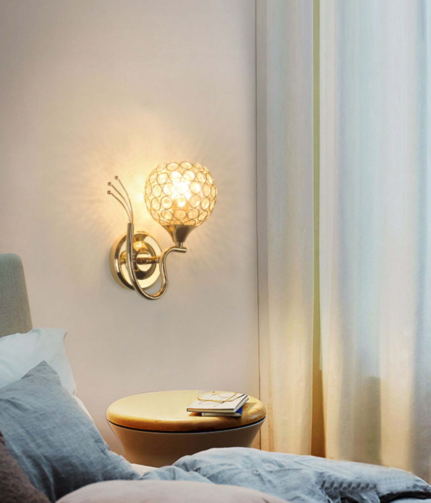 Living Room Wall Sconce Modern Golden Wall Lamp with Ball Crystal Shade
