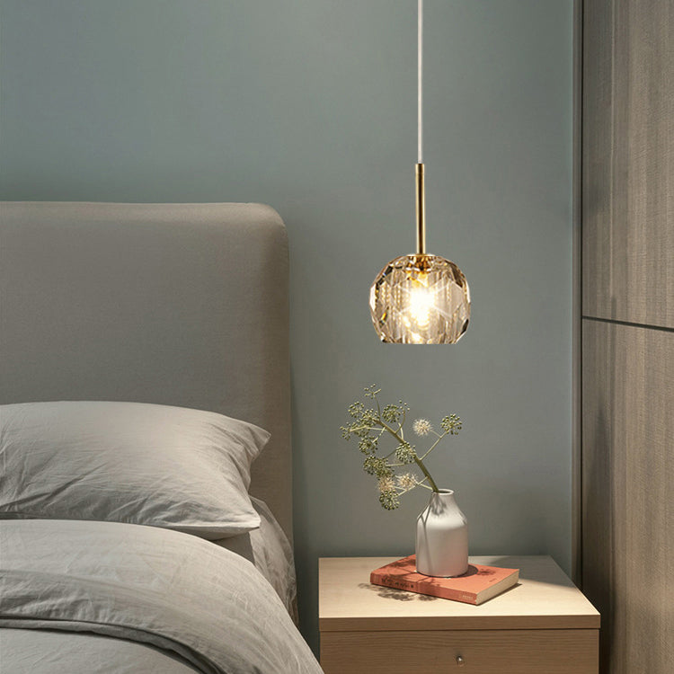 1-Licht-Schlafzimmer Decke Anhänger moderne Messing-Droplampe mit Kugelkristallschatten
