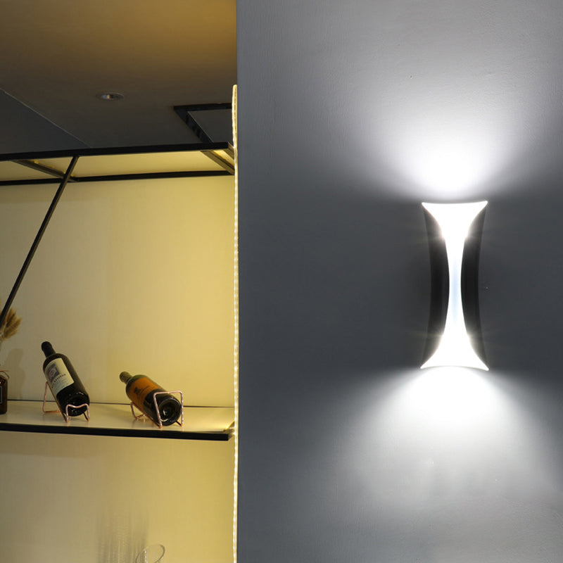 Modern Style Curl Wall Sconce Metallic 2-Lights Wall Mount Light in Black and White