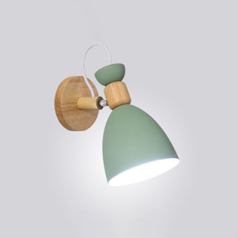 Luz de pared individual geométrica de macarrón en una lámpara de pared de madera de simplicidad moderna con sombra de hierro forjado