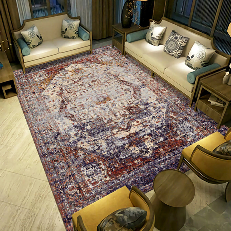 Retro Tribal Symbols Carpet Polyester Indoor Rug Non-Slip Backing Area Carpet for Home Decoration
