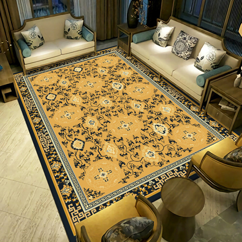 Retro Tribal Symbols Carpet Polyester Indoor Rug Non-Slip Backing Area Carpet for Home Decoration