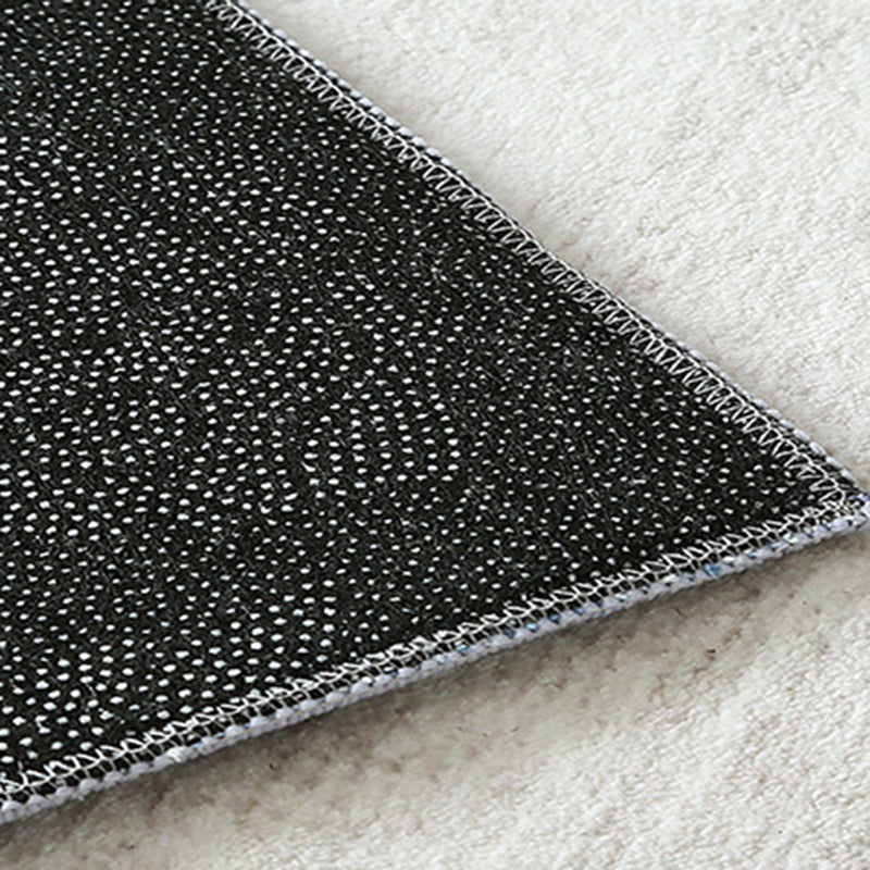 Retro Tribal Symbols Carpet Polyester Indoor Rug Non-Slip Backing Area Carpet for Home Decoration