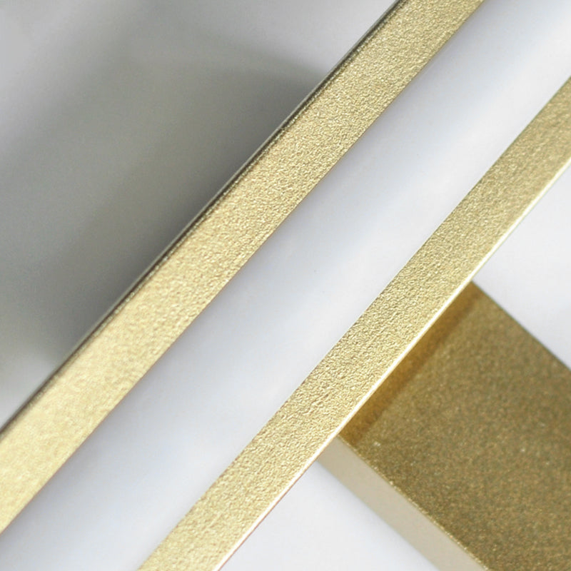 Lampe murale à LED linéaire en or dans une application murale intérieure en aluminium concis moderne avec une teinte en silicone