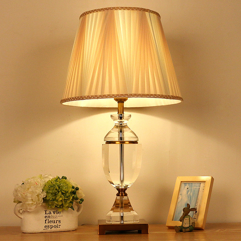 Lampe de nuit en tissu à tête unique, lampe de table de chevet conique blanche de campagne avec Base en cristal