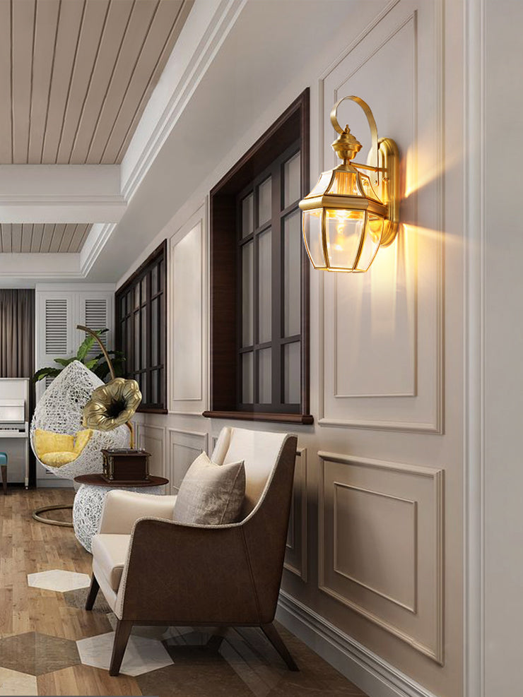 Modern Simple Style Geometric Shade Wall Sconce Metal and Glass 1 Light Sconces in Gold Finish