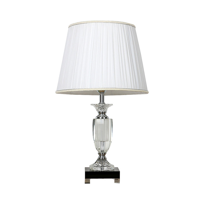 Wit 1 lichte nachtlicht traditionele stijl stof taps toelopende nachtkastje lamp met kristallen basis