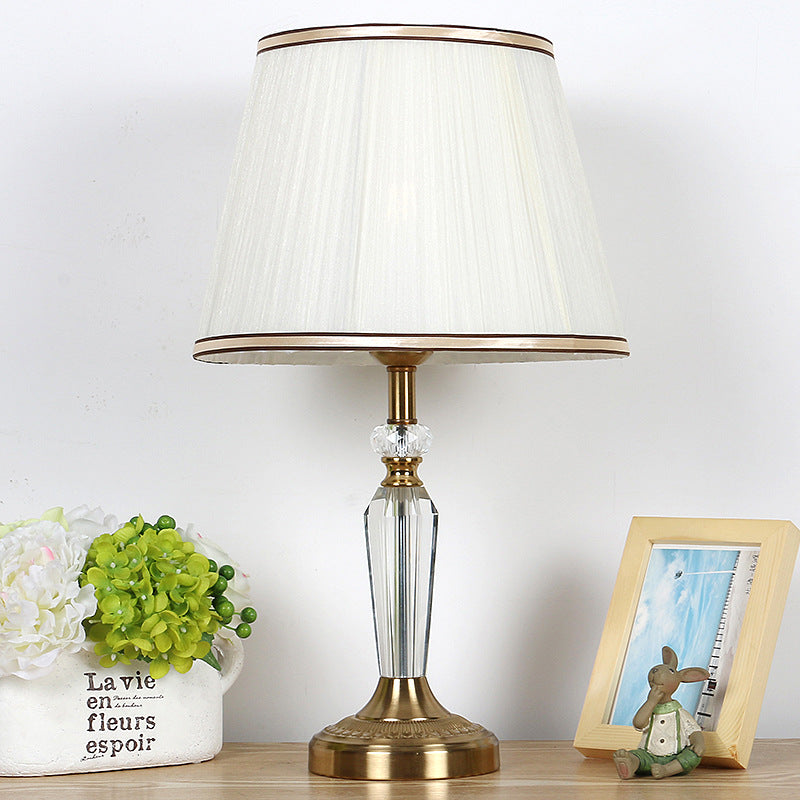Tissu tambour nightand lampminmalisme simple tête de vie de nuit lumière nocturne en blanc avec déco cristal