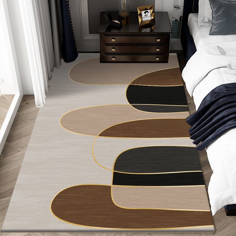 Simple Indoor Room Area Rug Brown Geometric Carpet Polyester Non-Split Indoor Carpet
