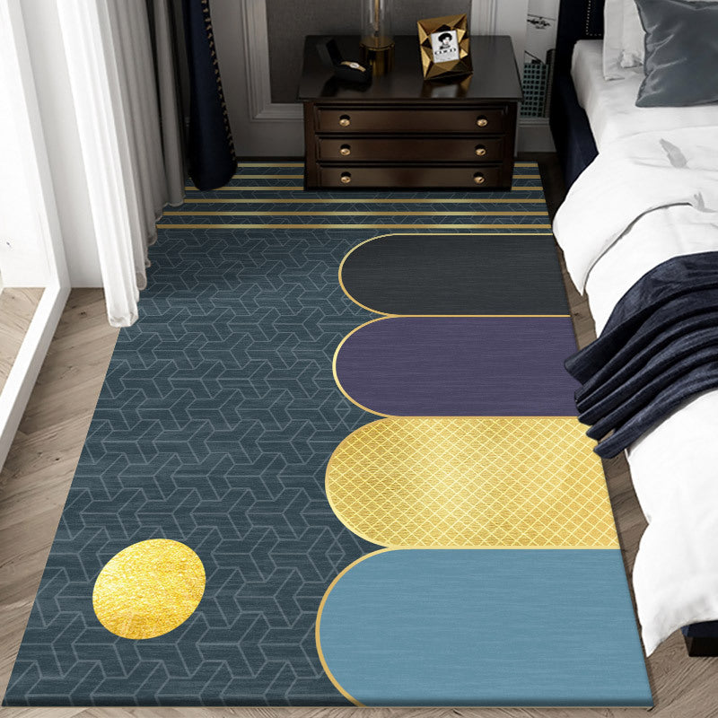 Simple Indoor Room Area Rug Brown Geometric Carpet Polyester Non-Split Indoor Carpet