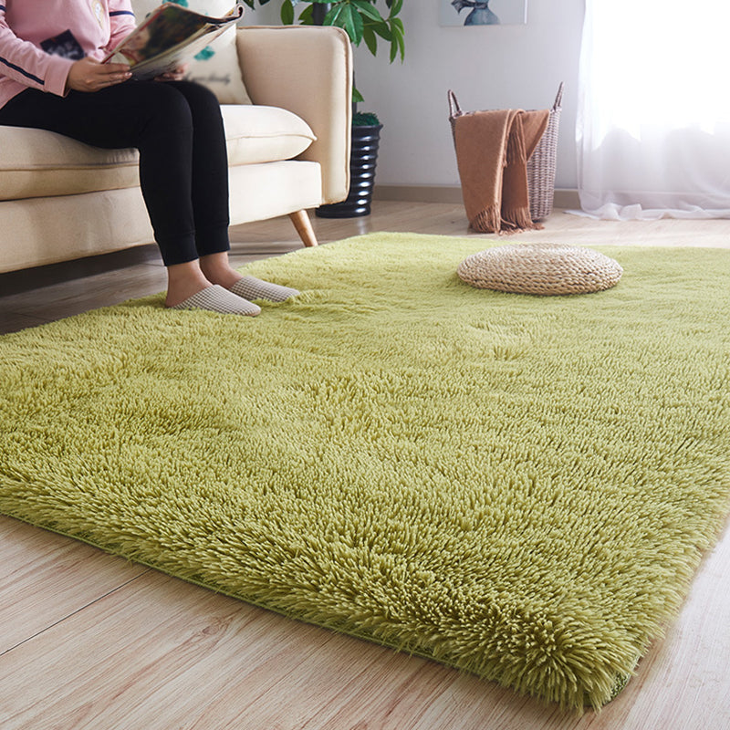 Soft Casual Shag Area Rug Minimalist Solid Carpet Polyester Non-Slip Backing Rug for Living Room
