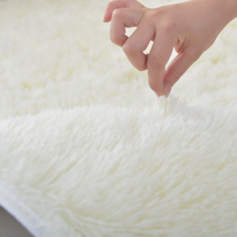 Soft Casual Shag Area Rug Minimalist Solid Carpet Polyester Non-Slip Backing Rug for Living Room