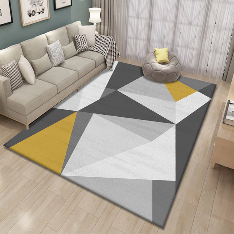 Multicolor Nordic Indoor Rug Polyester Triangle Print Rug Non-Slip Backing Area Rug for Living Room