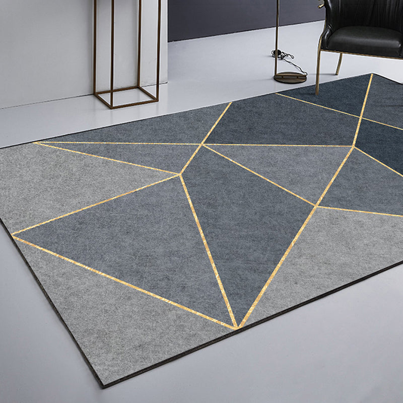 Grey Tone Modern Indoor Rug Polyester Triangle Print Carpet Non-Slip Backing Rug for Home Decoration