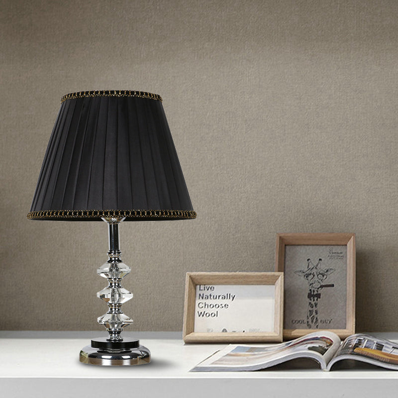 Tela cónica nocturna luz minimalismo 1 lámpara de mesa nocturna de dormitorio ligero en negro con cristal deco