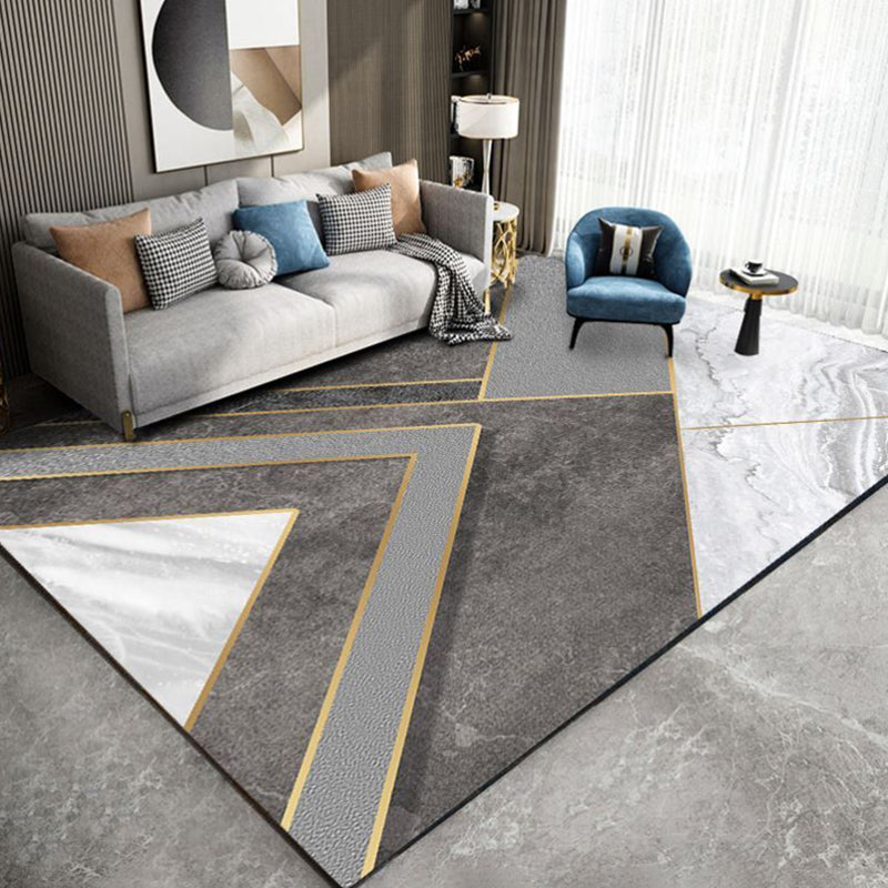 Luxury Triangle Printed Rug Grey Tone Polyester Area Carpet Non-Slip Backing Rug for Living Room