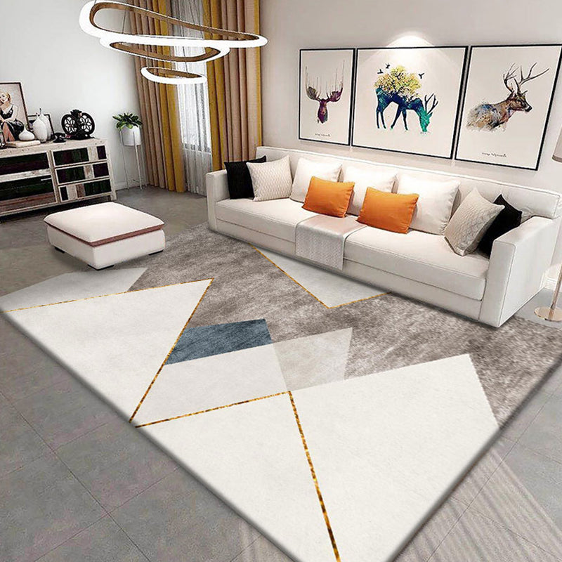 Grey Tone Nordic Indoor Rug Polyester Triangle Print Carpet Non-Slip Backing Rug for Living Room