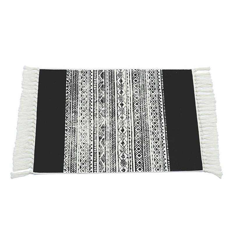 Black and White Olden Rug Boho-Chic Area Rug with Fringe Cotton Blend Carpet for Home Decoration