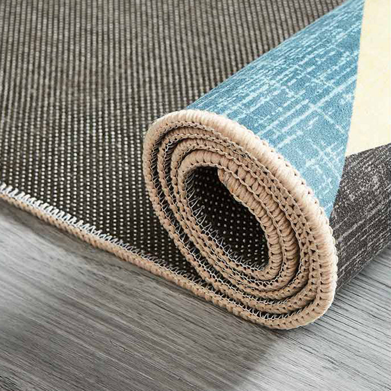 Mehrfarbiger Teppich mit Dreiecksmuster, Polyester, nordischer Teppich, schmutzabweisender Innenteppich für Heimdekoration