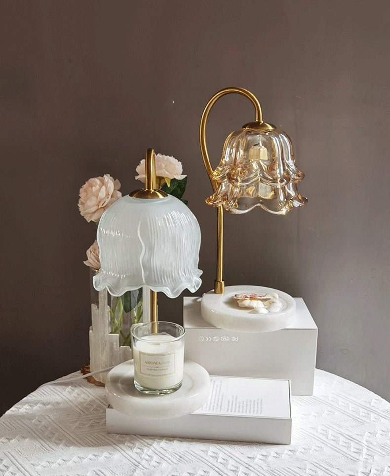 Lampe de chevet de fleur de cire de fleur