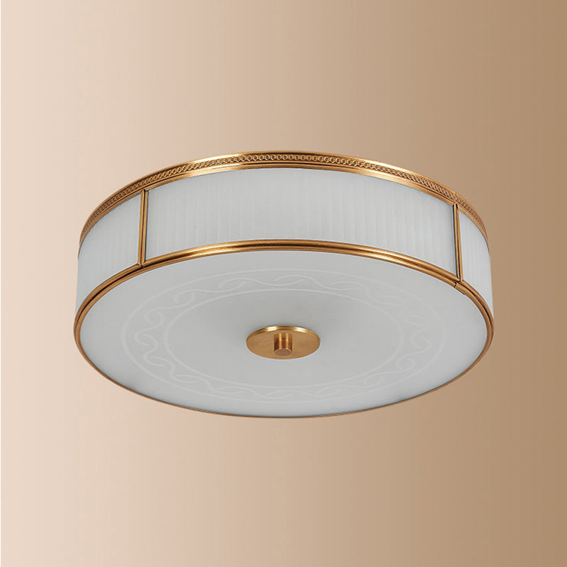 Plafonnier circulaire doré de style artistique colonial, plafonnier d'intérieur en cuivre avec abat-jour en verre