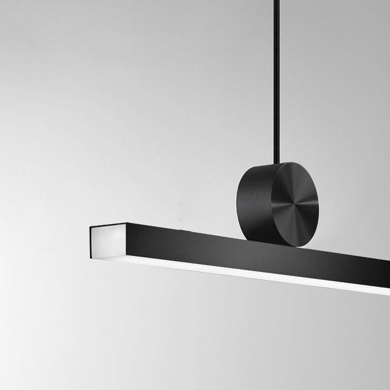 Illuminazione dell'isola contemporanea illuminazione isola lineare luce appesa in nero