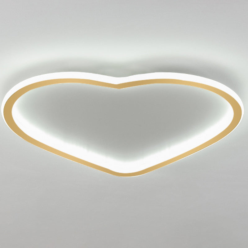 Plafonnier LED minimaliste moderne en aluminium en forme de cœur avec abat-jour en acrylique