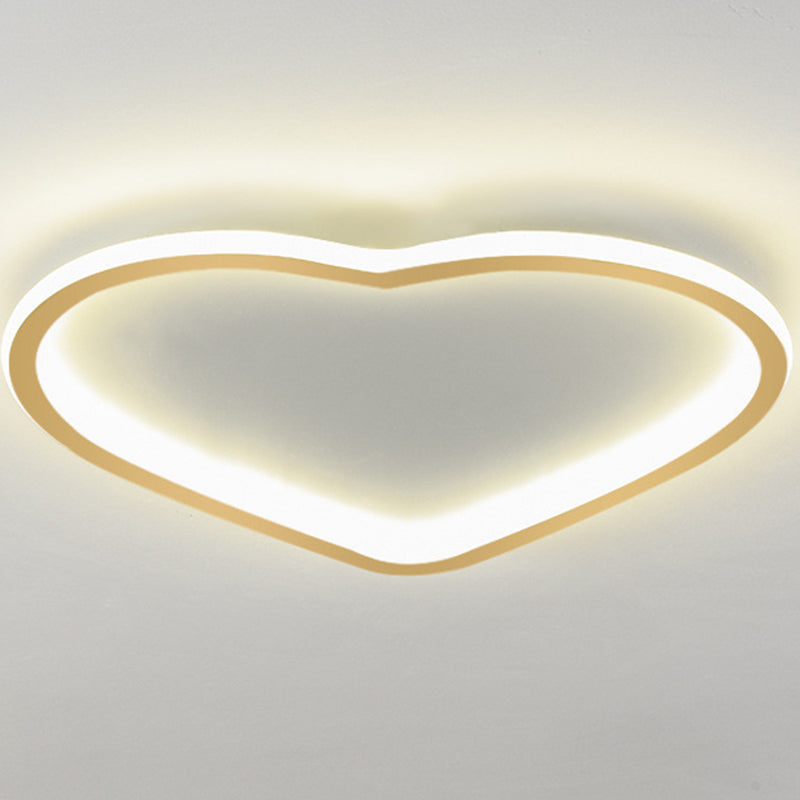 Plafonnier LED minimaliste moderne en aluminium en forme de cœur avec abat-jour en acrylique