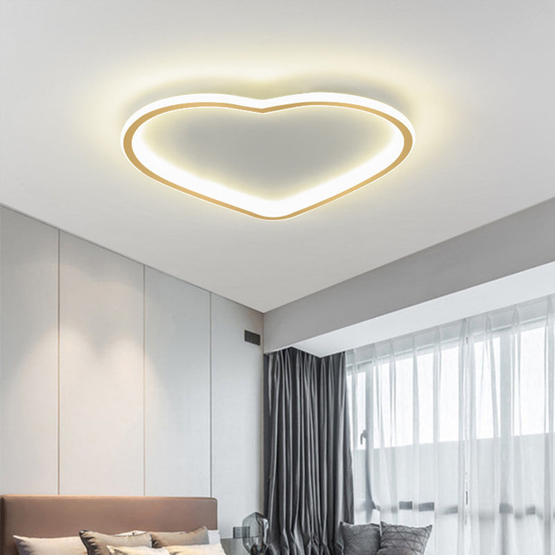 Plafonnier LED minimaliste moderne en aluminium en forme de cœur avec abat-jour en acrylique