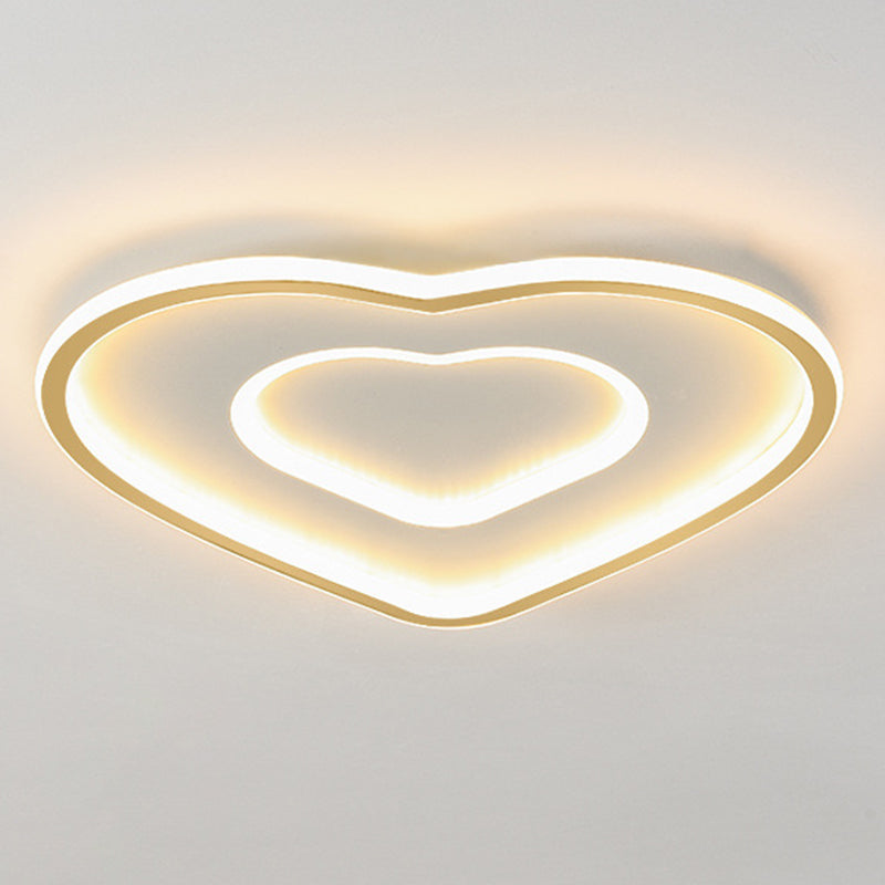 Plafonnier LED minimaliste moderne en aluminium en forme de cœur avec abat-jour en acrylique