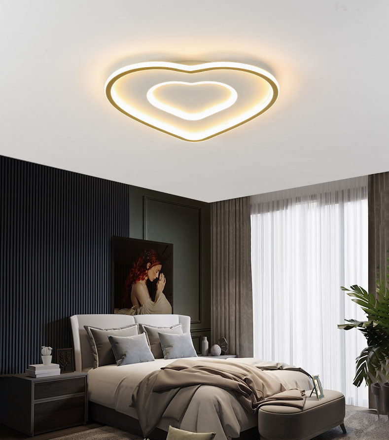 Plafonnier LED minimaliste moderne en aluminium en forme de cœur avec abat-jour en acrylique