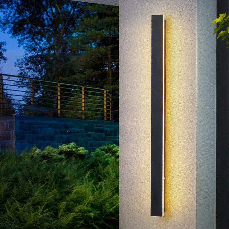 Linear Shade Wall Lighting Modern Simple Style 1 Light Sconce Light in Black Finish