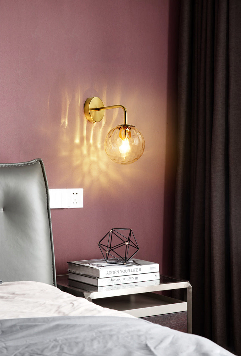 Orb Leuchtenbeleuchtung industriell geblasenes Glas 1-Licht-Wandlampen in Gold und Schwarz